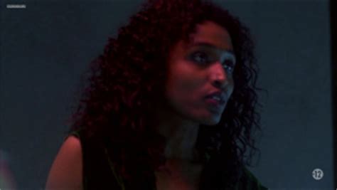 Sara Martins Pigalle Nuit S01E04 2009